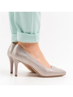 Sergio Leone W 1336 zlaté podpätky