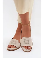Kožené dámské sandály na nízkém podpatku model 22133613 béžové - S.Barski