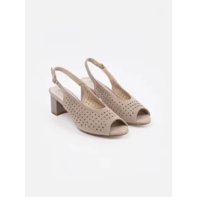 Jedinečné hnědé dámské  sandály na širokém podpatku