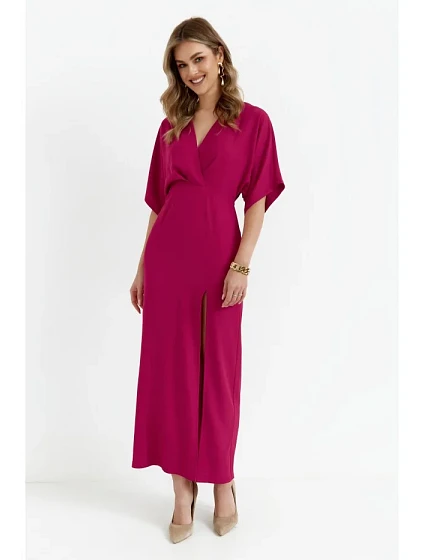 model 20589791 Maxi šaty švestka - Makover