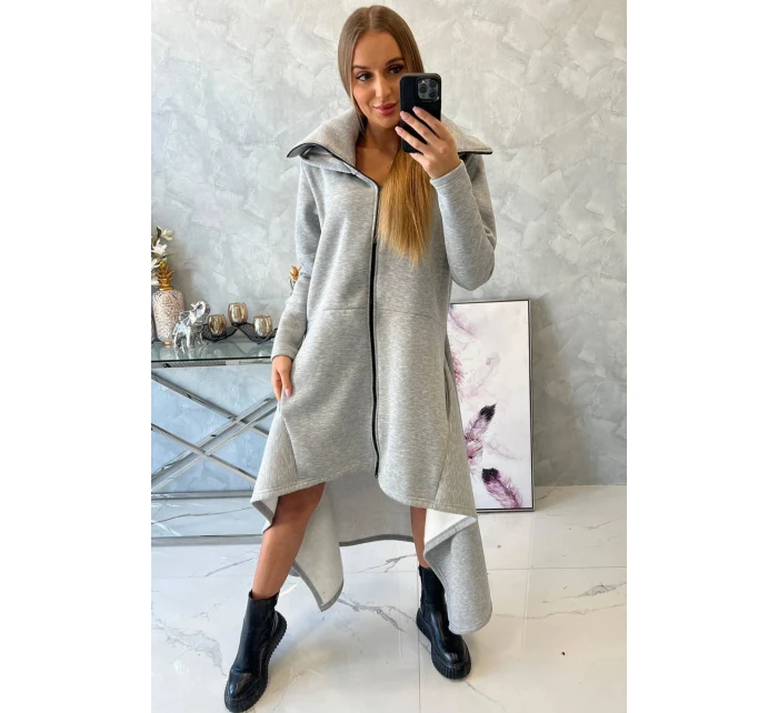 Zateplené šaty s delšími boky šedé Zateplené šaty s delšími boky šedé