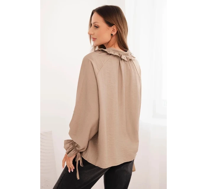 Dámska viskózna blúzka s véčkovým výstrihom a viazankami na rukávoch fango