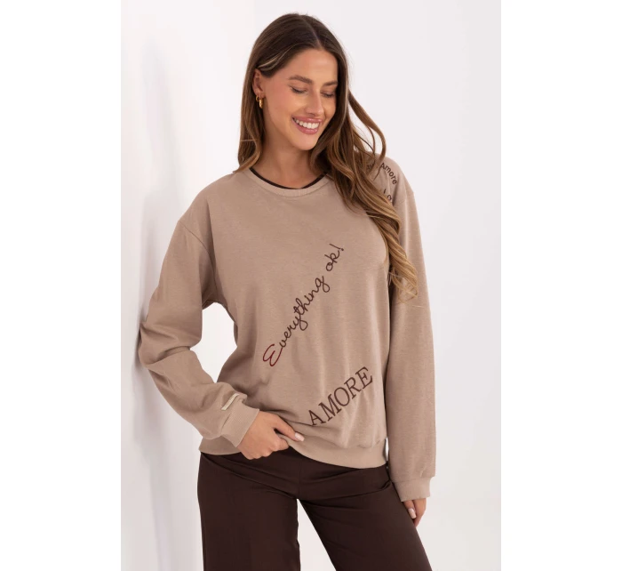 Mikina model 220416 Relevantnosť