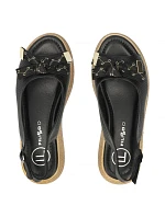 Dámske čierne kožené sandále na platforme Filippo DS7582