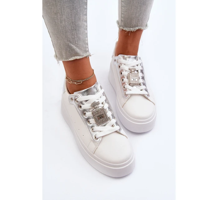Dámské tenisky s ozdobou Bílé model 21652244 - Boto