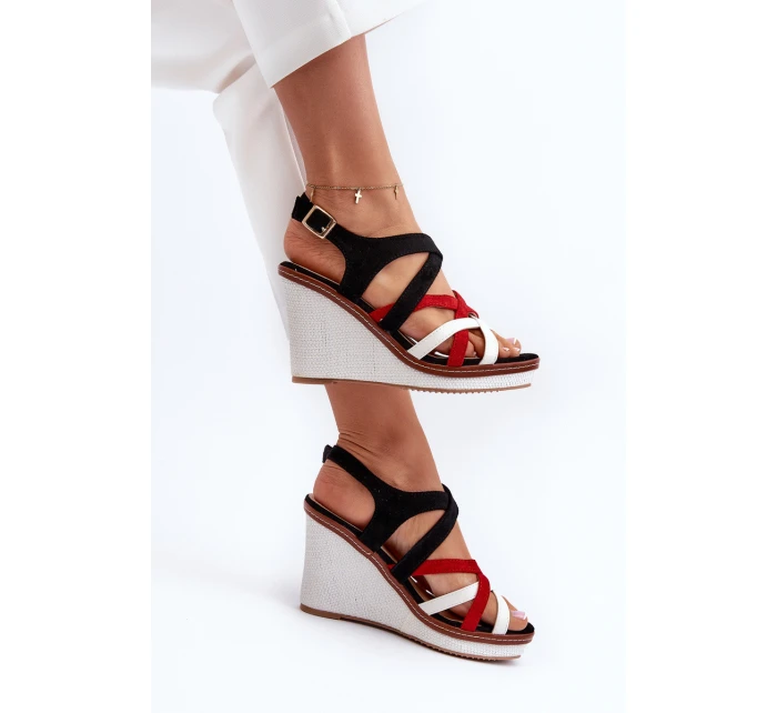 Sandały Na Koturnie Z Paseczkami Czarne Ellen