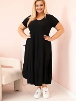 Dámske plus size šaty s krátkymi rukávmi a volánom z ľahkej viskózy čiernej farby