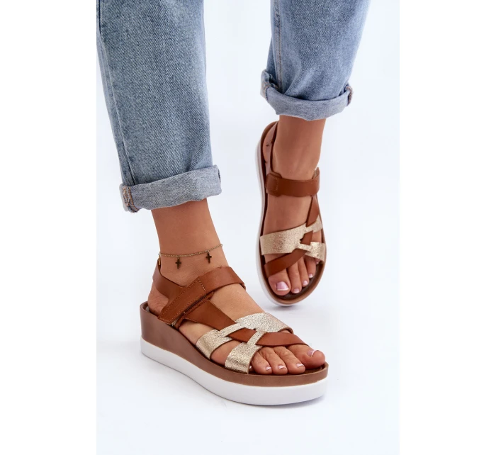 model 21648135 Dámské Kožené Sandály na Platformě Hnědé - Zazoo