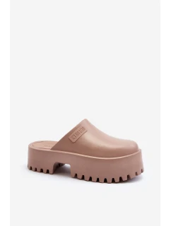 Damskie Klapki Na Masywnej Podeszwie Big Star NN274016 Beżowe