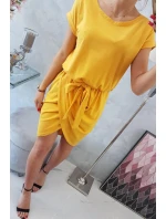 Šaty s obálkovým spodním dílem v hořčicové barvě