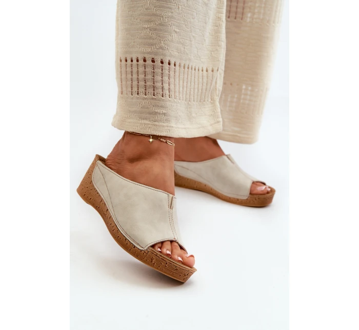 Pohodlné Dámské Sandály Na  Béžové model 21665731 - Inblu