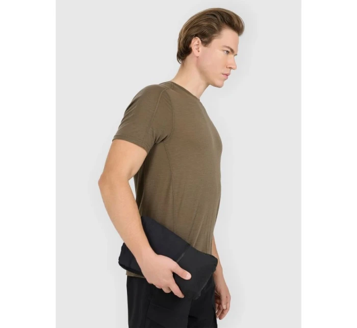 Pánska trekingová bunda PRIMALOFT 4F 4FWAW25TTJAM0799-20S pánske Pánska trekingová bunda PRIMALOFT 4F 4FWAW25TTJAM0799-20S pánske