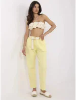 Kalhoty DHJ SP model 20969374 světle žluté - FPrice Kalhoty DHJ SP model 20969374 světle žluté - FPrice