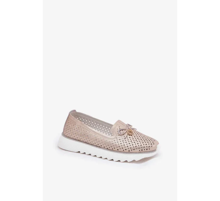 Poloboty model 211119 Krok vo veľkom štýle