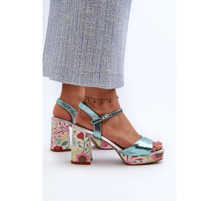 Dámské sandály na podpatku s květinami D&A model 21660335 modré - S.Barski