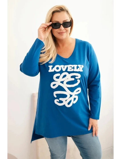 Dámská blůza Plus Size bavlněná s nápisem a výstřihem do V chabrová