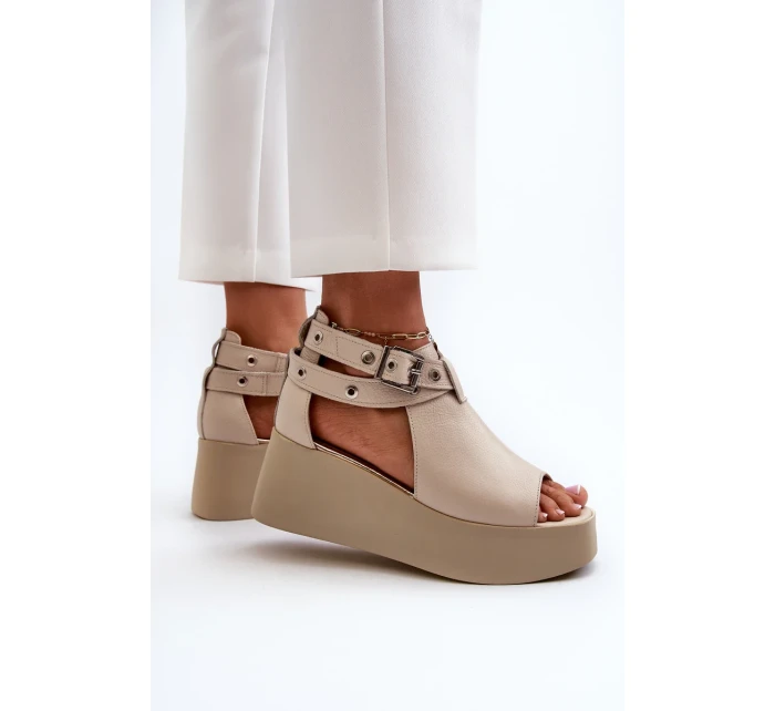 Kožené sandále na klinoch Zazoo, béžové Kožené sandále na klinoch Zazoo, béžové