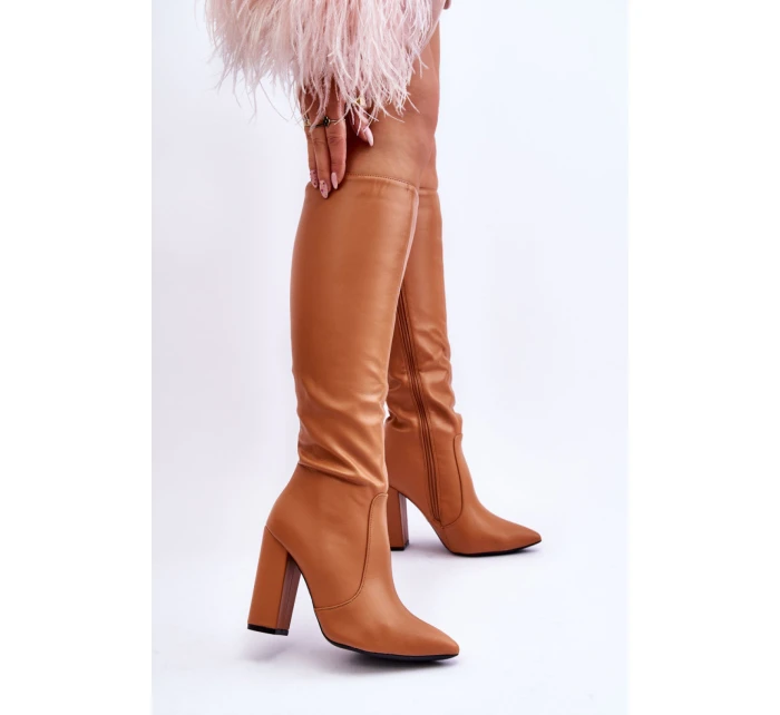 Topánky na podpätku model 220513 Krok vo veľkom štýle