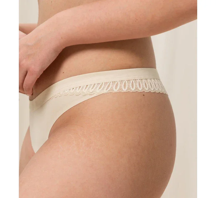 Dámské tanga Aura Spotlight High Leg string krémová - Triumph Dámské tanga Aura Spotlight High Leg string krémová - Triumph