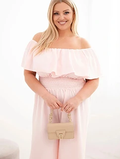 Dámský overal Plus Size s odhalenými model 22092412 s volánem a širokými nohavicemi pudrově růžová - K-Fashion