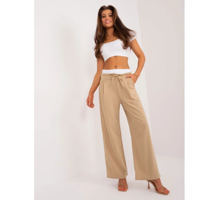 Spodnie DHJ SP model 19915347 camelowy - FPrice Spodnie DHJ SP model 19915347 camelowy - FPrice