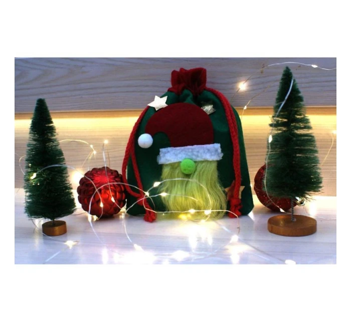 Vianočné darčekové vrecko s Mickey 15x20 cm