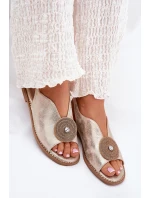 Lesklé Dámské Sandály S Dekorativním Detalem model 21691490 Zlaté - S.Barski