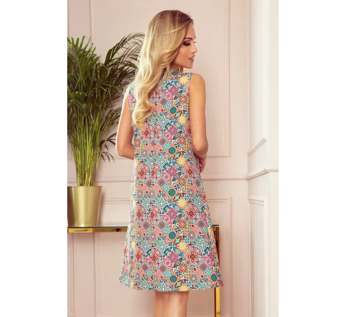 VICTORIA - Dámske trapézové šaty s farebným vzorom 296-1