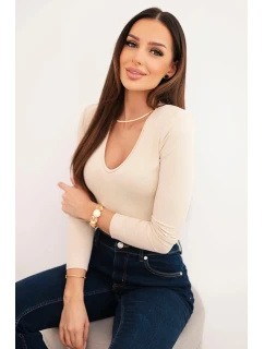 Dámska blúzka s výstrihom do V a dlhými rukávmi béžová