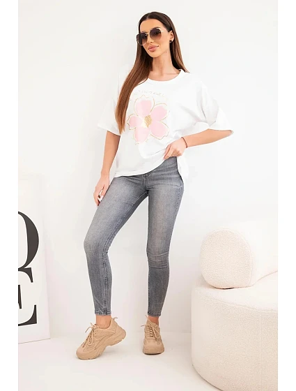 Dámská bavlněná oversize halenka s květinovým potiskem bílá Dámská bavlněná oversize halenka s květinovým potiskem bílá