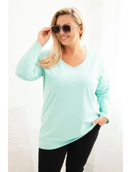 Dámska blúzka v nadmernej veľkosti s výstrihom do V a dlhými rukávmi mätová Dámska blúzka v nadmernej veľkosti s výstrihom do V a dlhými rukávmi mätová