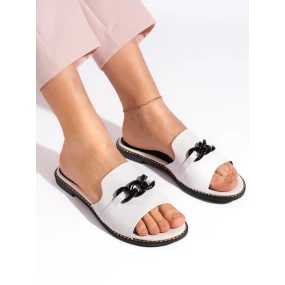 Klasické dámské bílé  nazouváky bez podpatku