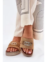 Klapki Damskie Ze Złotym Detalem Na Platformie Z Brokatem Camel Eanes Klapki Damskie Ze Złotym Detalem Na Platformie Z Brokatem Camel Eanes