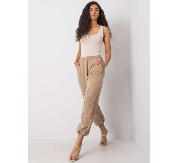 EM DR ES 21 535 tepláky.20 tmavých pusiniek EM DR ES 21 535 tepláky.20 tmavých pusiniek