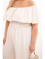Dámská kombinéza Plus Size s model 22092410 výstřihem, volánem a širokými nohavicemi béžový - K-Fashion Dámská kombinéza Plus Size s model 22092410 výstřihem, volánem a širokými nohavicemi béžový - K-Fashion