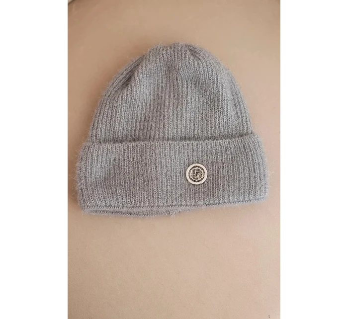 Dámska zimná čiapka s ozdobným gombíkom tmavosivá Dámska zimná čiapka s ozdobným gombíkom tmavosivá