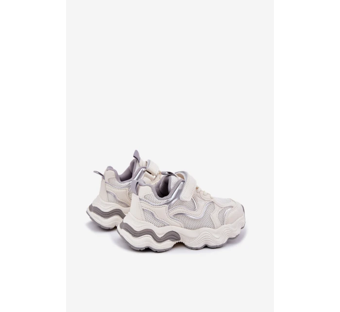 Dětské Tenisky Na Silné Podešvi Bílé model 21692427 - Boto Dětské Tenisky Na Silné Podešvi Bílé model 21692427 - Boto