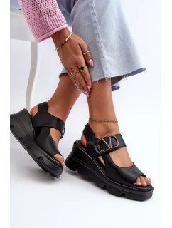 Dámské sandály na podrážce a platformě z ekokože černé model 21658356 - VINCEZA