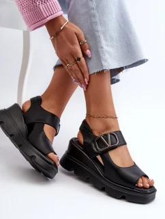 Sandały Damskie Na Koturnie I Platformie Z Eko Skóry Czarne Triaola