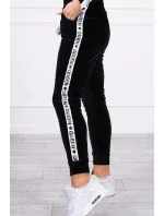 Velurová souprava s nápisem Queen black Velurová souprava s nápisem Queen black