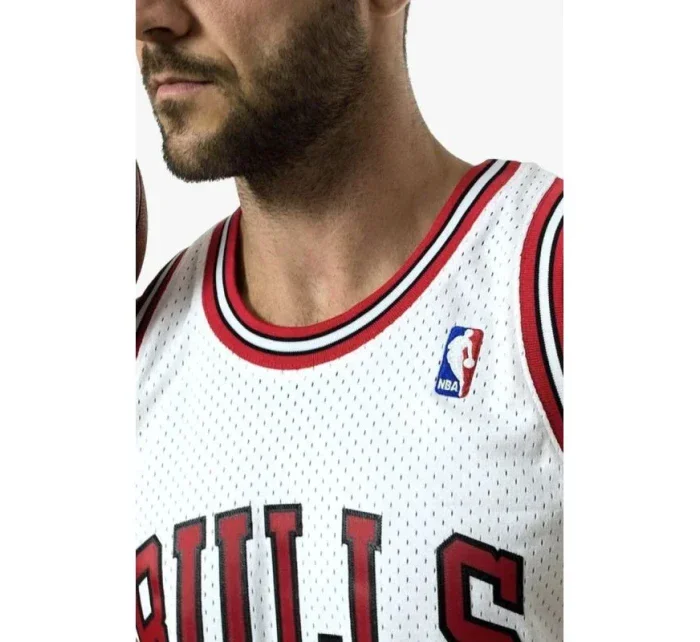 Mitchell & Ness Chicago Bulls NBA Swingman Jersey Bulls 97-98 Dennis Rodman M SMJYAC18079-CBUWHIT97DRDN Pánske oblečenie Mitchell & Ness Chicago Bulls NBA Swingman Jersey Bulls 97-98 Dennis Rodman M SMJYAC18079-CBUWHIT97DRDN Pánske oblečenie
