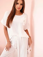 Dámsky viskózový komplet s ozdobným kvetom a širokými nohavicami - fuchsiovo biely