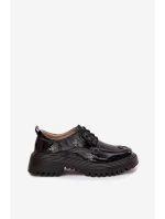 Lakované kožené dámské polobotky s přezkami model 21710370 Černé - Artiker Lakované kožené dámské polobotky s přezkami model 21710370 Černé - Artiker