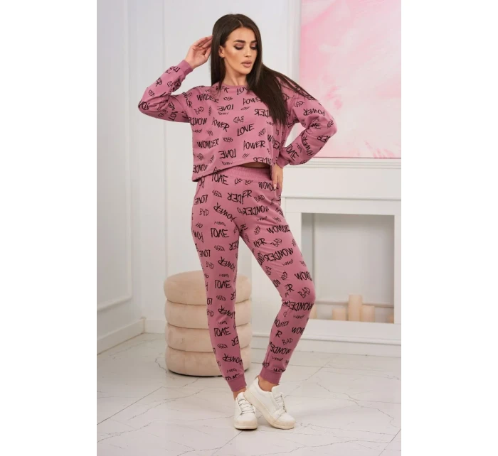 Sada s nápismi tmavo ružová