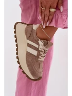 z semiše na masivní platformě Béžové model 22031733 - D&A z semiše na masivní platformě Béžové model 22031733 - D&A