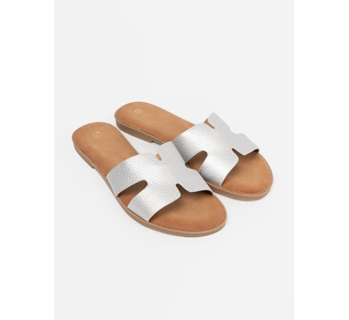 Praktické dámske strieborné ponožky bez podpätku Praktické dámske strieborné ponožky bez podpätku