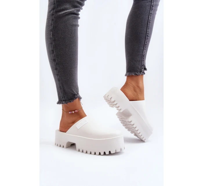 Damskie Klapki Na Masywnej Podeszwie Big Star NN274015 Białe