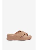 Zdobené dámské sandály na platformě z eko kůže Béžové Calorissa Zdobené dámské sandály na platformě z eko kůže Béžové Calorissa