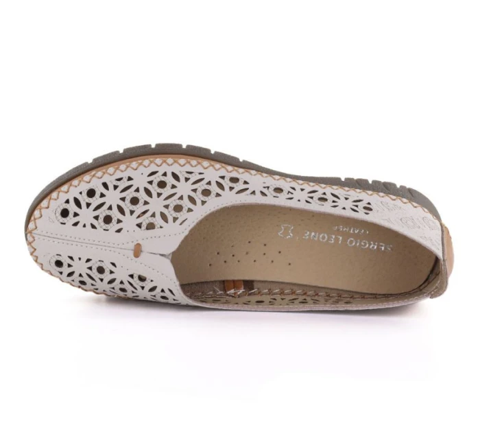 Dámská kožená prolamovaná šedá polobotka Sergio model 22021861 - LEONE