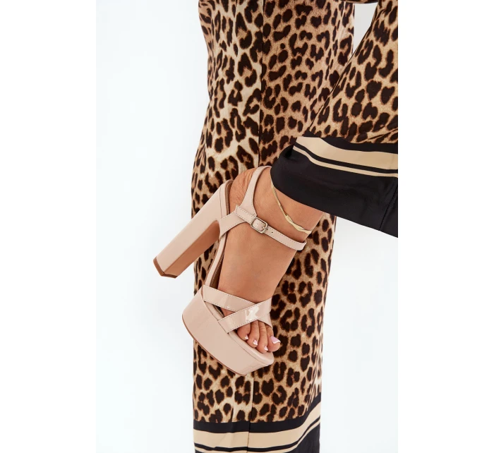 Dámské sandály na vysokém podpatku a platformě lakované béžové model 21688893 - Boto Dámské sandály na vysokém podpatku a platformě lakované béžové model 21688893 - Boto